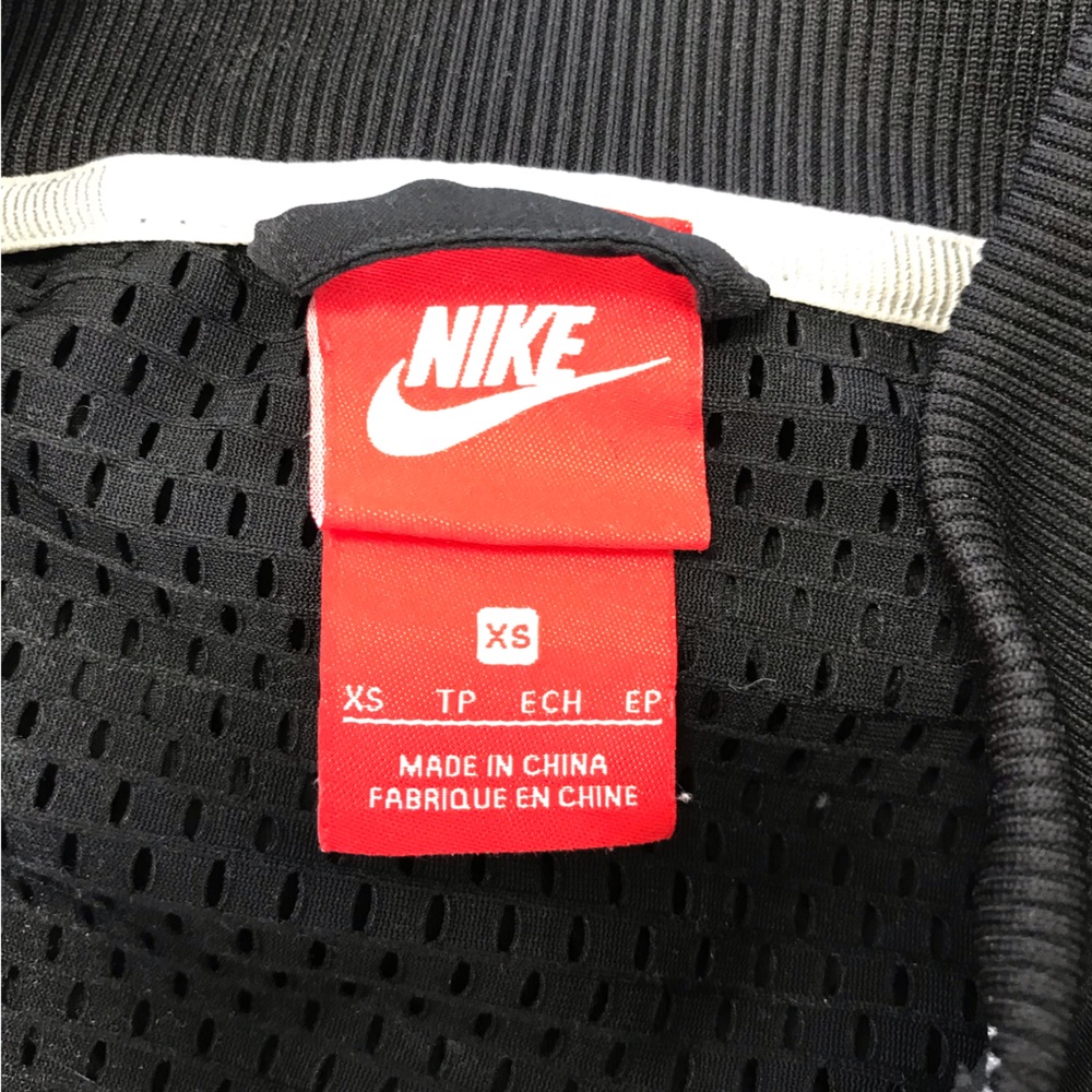 Nike Black Mesh Bomber Jacket - Picture 5 of 7